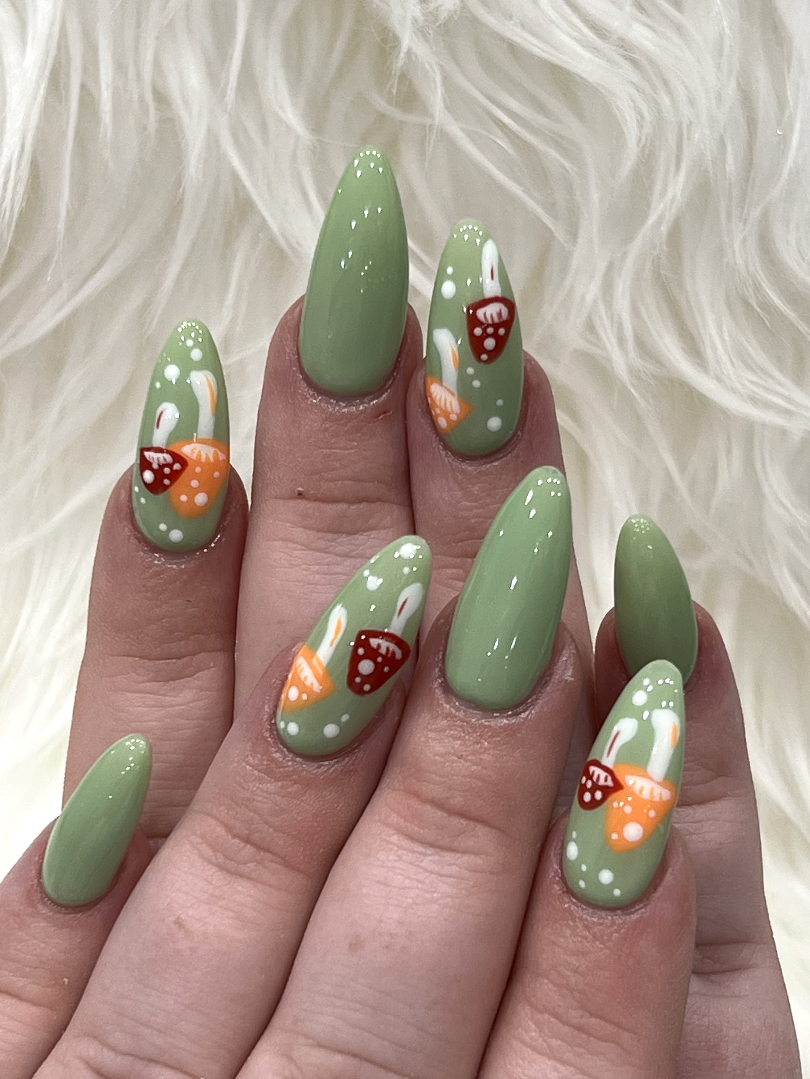 Lavish Nail Spa nail photo 3